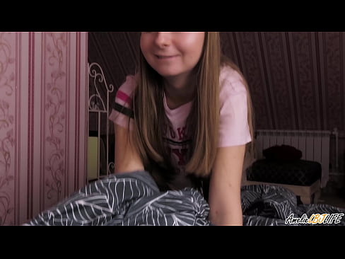 ❤️ Blondie onun BFF-ni dərindən sorur və ağzına boşaldır ❤️ Anal porno pornoda az.pornolymp.ru